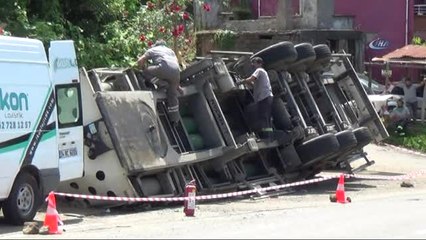 Devrilen Lng Tankerini Kurtarma Çalışmaları Devam Ediyor