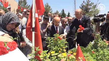 15 Temmuz dolayısıyla şehitlik ziyaretlerinde bulundular