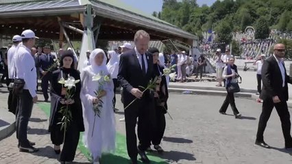 Srebrenitsa Soykırımının 71 Kurbanı Daha Toprağa Verildi (1)