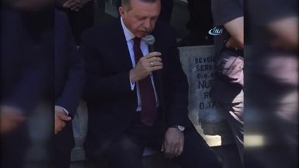 Cumhurbaşkanı Erdoğan'dan 15 Temmuz Şehitleri Mezarı Başında Kur'an-ı Kerim Tilaveti