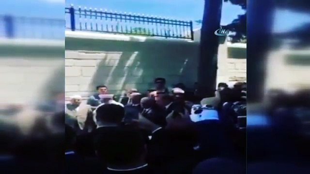 Erdoğan’dan Şehitlerin Mezarı Başında Kur’an Tilaveti