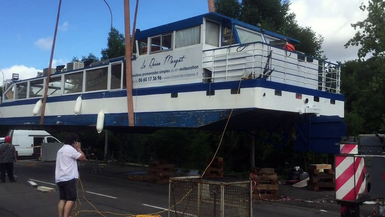 La Reine Margot retourne à l'eau