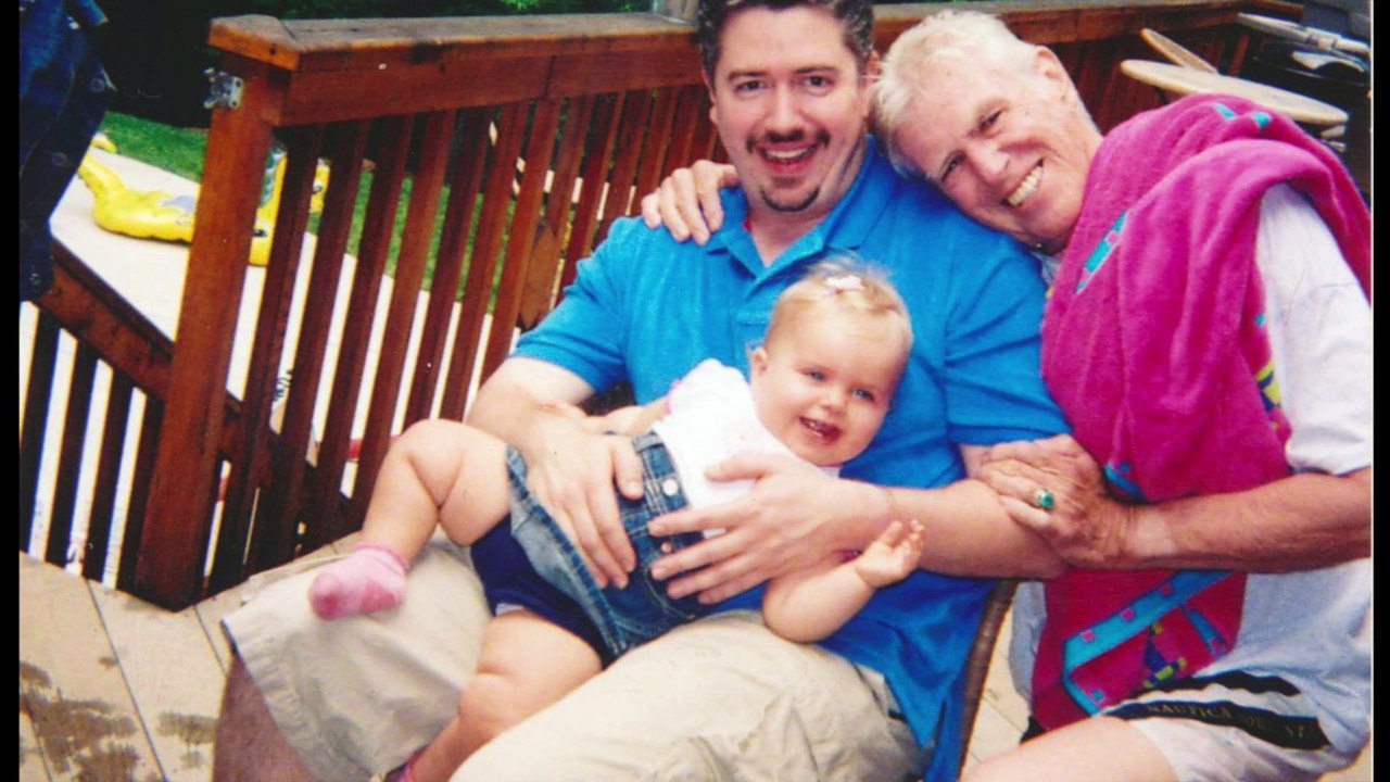 Example Deluxe Montage 4