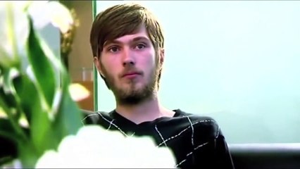 Il ne s'est pas lavé les dent depuis 20 ans... L'état de sa bouche est catastrophique