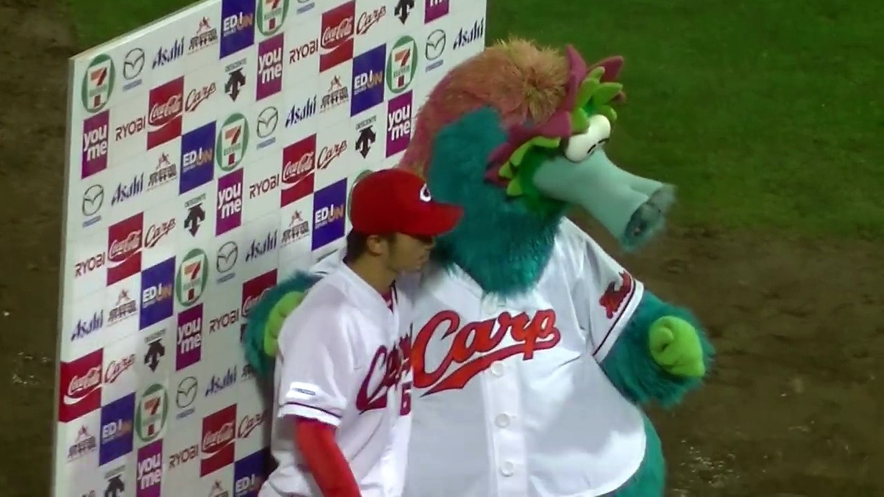 New_6 / Carp 05. Suzuki Seiya, entrevista héroe - fiesta posterior entrevista Kuroda Kikuchi Matsuyama héroe