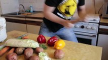 Как приготовить мясной суп в мультиварке - быстрый видео рецепт / Meat soup video recipe