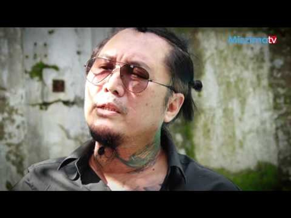 ေတးေရး/ေတးဆို ရင္ဂိုနဲ႔ ေတြ႕ဆံုျခင္း