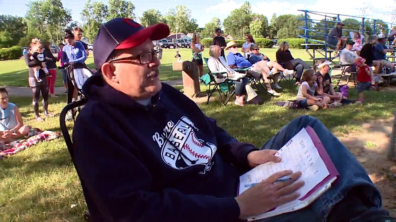 8-Year-Old Boy With No Legs Lives Dream of Playing Baseball