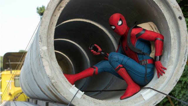 How 'Spider-Man: Homecoming' Didn't Get Bogged Down by Years of Marvel Drama | THR News