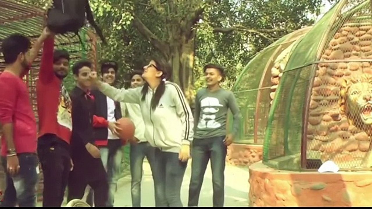 Mere Rashke Qamar...