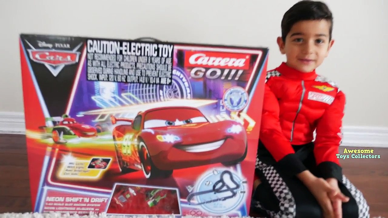 Y impresionante coches coleccionistas huevo amigos gigante sorpresa juguetes thomas disney