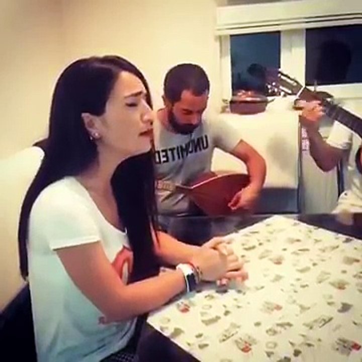 Amatör Şarkılar Aysel Yakupoğlu - Suya Gider Allı Gelin Has Gelin