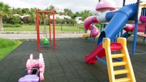 Para divertido n / A patio de recreo de Bebé: spielplatz más amable ,: Zona de juegos infantil raíces