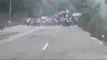 Des dizaines de motards viennent braquer une cargaison de sucre au Vénézuela...