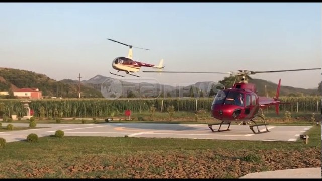 Ora News – Edhe dy helikopterë “Viva” në gatishmëri për shuarjen e zjarreve