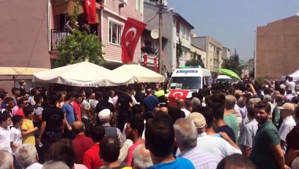 Bursalı şehidin naaşı baba evine getirildi