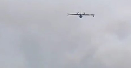 Emergency Crews Battle Vesuvius Wildfire From Above