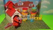 PLAY-DOH Clifford Playset Clifford the Big Red Dog Playset with Emily Elizabeth out of Pla