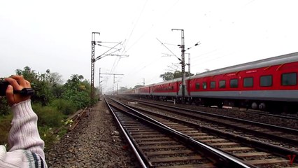 [HD] Roller Coaster SRC WAP-4's at their best greeting each other !!!
