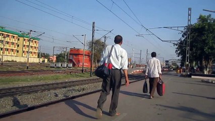 Screaming and smoking WDP-4 accelerates hard !!