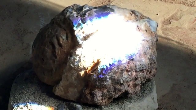 Using big magnifying glass #4. Cracking and chipping crystalized rock