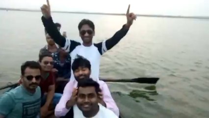 Eight Drowned During Boat Selfie Gone Wrong