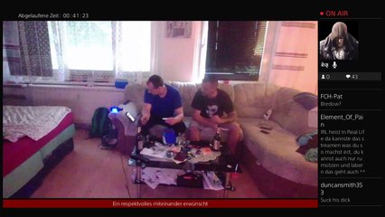 Martin Chillen mit Kumpel  im Club der verlassenen der übernächste  Tag (54)