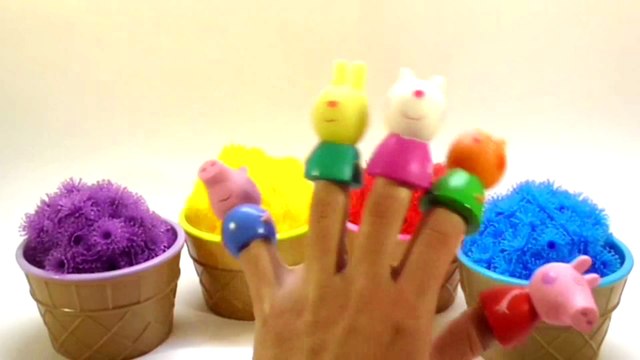 Learn Colors Baby Doll Potty Training M&Ms Bath Time Chocolate Nursery Rhymes Color Finger Song