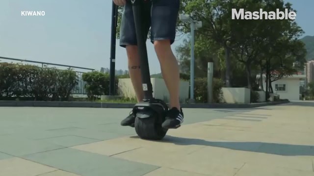 A one-wheeled electric scooter you'll want to show off
