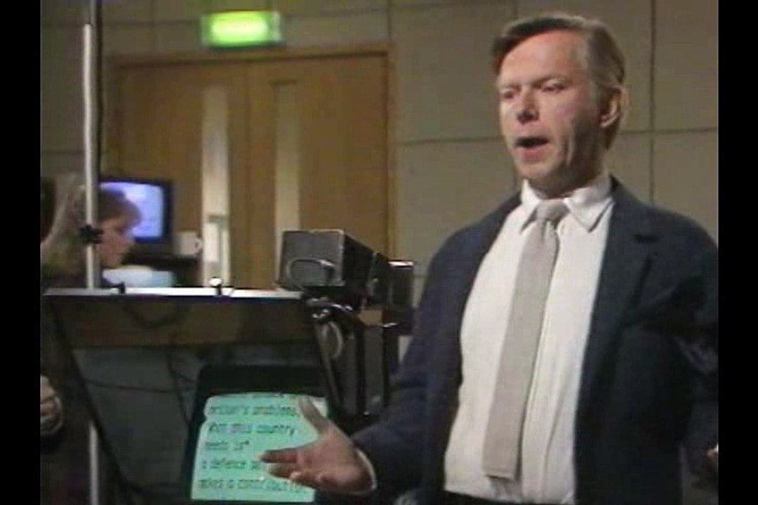 Yes, Prime Minister S01E02 - The Ministerial Broadcast