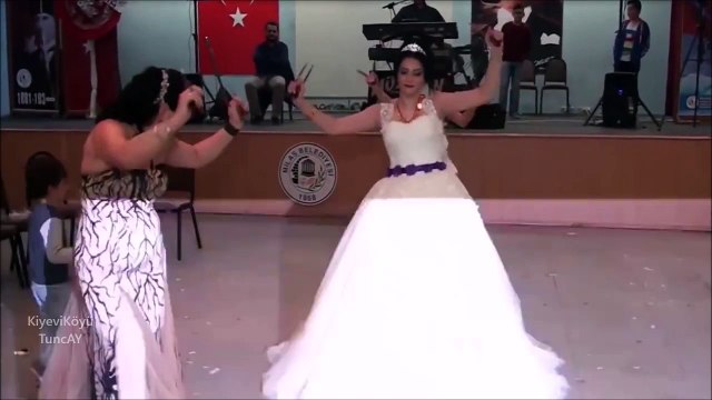 Gelin Ve Görümceler Kaşık Oyunu