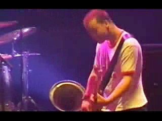 Muse - Plug In Baby, V Festival Chelmsford, 08/18/2001