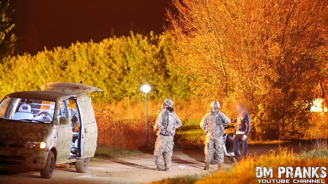 Alien Invasion Scare Prank!