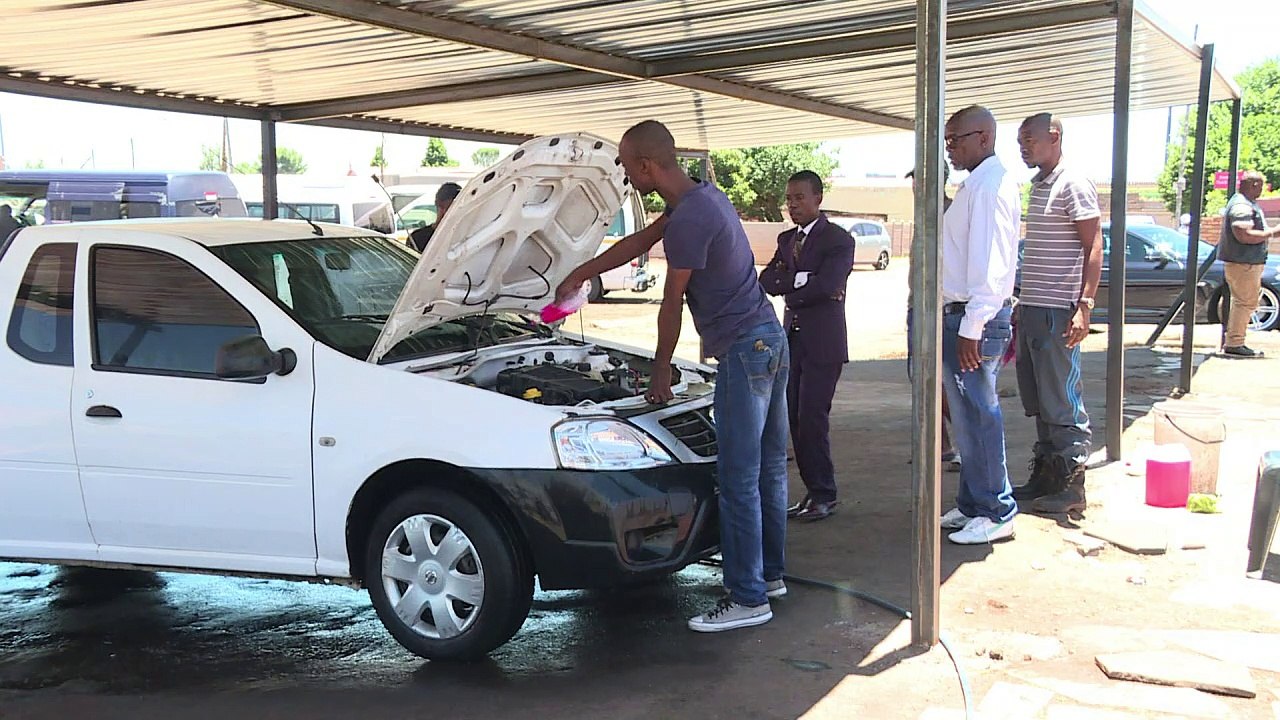 South Africa's apartheid-era prisoners call for release