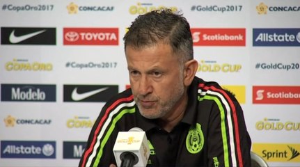 Juan Carlos Osorio en conferencia de prensa
