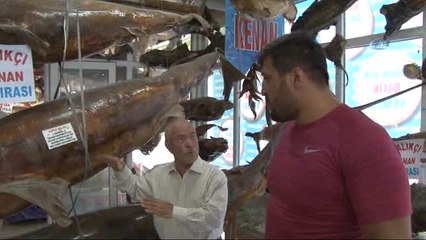 Balıkçı Kenan'dan Recep Kara'ya Balık Ziyafeti