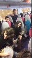 Duel de banjos et guitares dans un train à Londres !