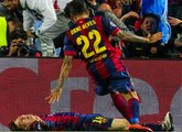 L'échauffement incroyable de Alves et Messi à Paris