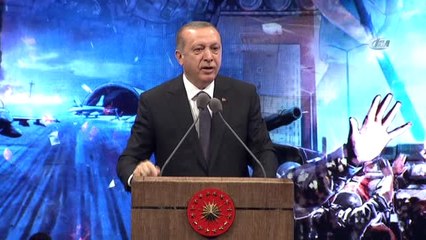 Cumhurbaşkanı Erdoğan, "Lafa Geldiği Zaman Özgürlükten Bahsediyorlar.