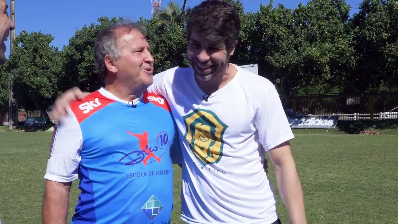 Juninho et Zico toujours aussi bon tireurs de coups francs