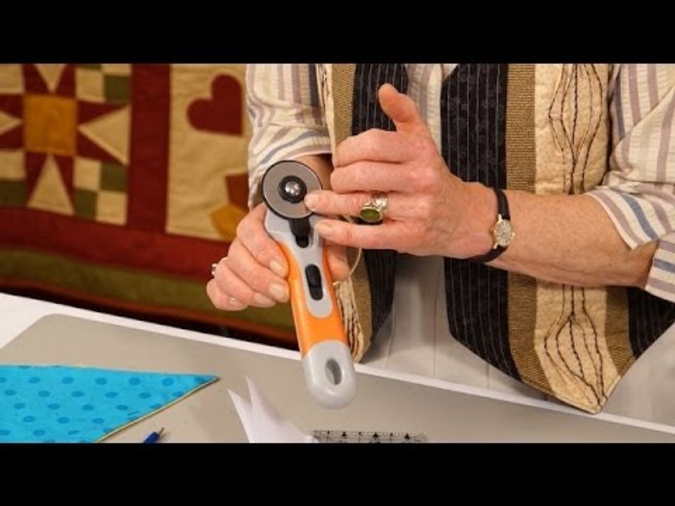 Re-cycle old rotary cutting blades - tip from Jennie Rayment