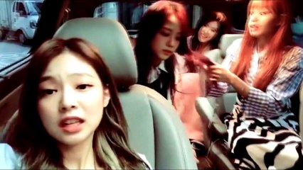BLACKPINK Singing english, Lisa kiss Jisoo @V live