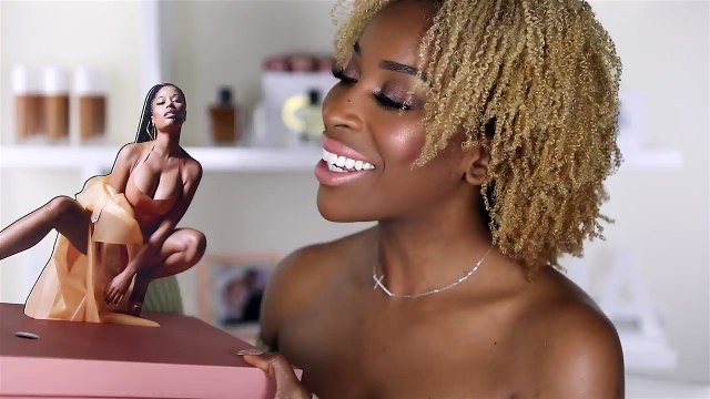Nicki Minaj x MAC Lipstick Collection! HOT or Hmmm | Jackie Aina