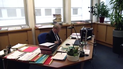 A LA UNE / Il est le maire de Tours pendant 12 jours