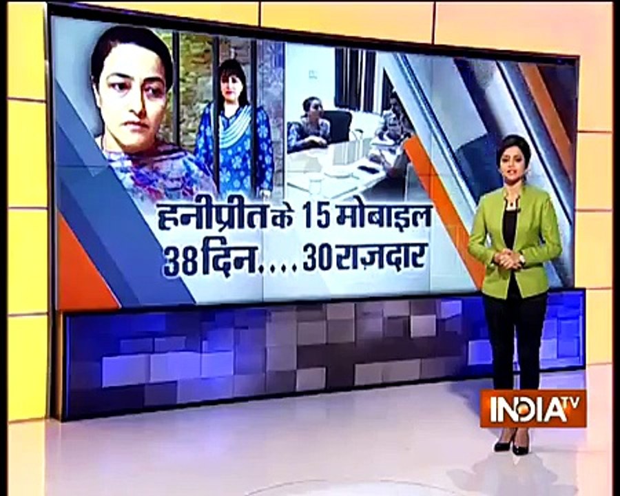 Cars in RSS chief 's convoy hit each other after tyre of one of the cars bursted in Mathura-ZqAX-p82mBg