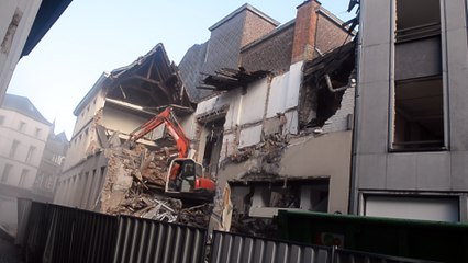 Effondrement sur le chantier du MEXX rue des Fripiers.Vidéo Eric Ghislain