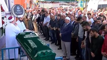 Fransa'daki Yangında Hayatını Kaybeden 9 Yaşındaki Sanem Son Yolculuğuna Uğurlandı