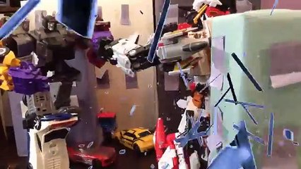 Transformers Stop Motion-[Combiner Wars] Superion vs Menasor Stop Motion