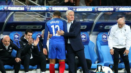 Emmanuel Petit fustige les choix de Didier Deschamps