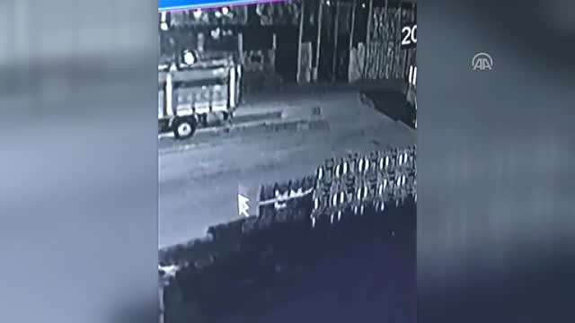 Tarsus Halinde Yangın - Kundaklama Anı Güvenlik Kamerasında